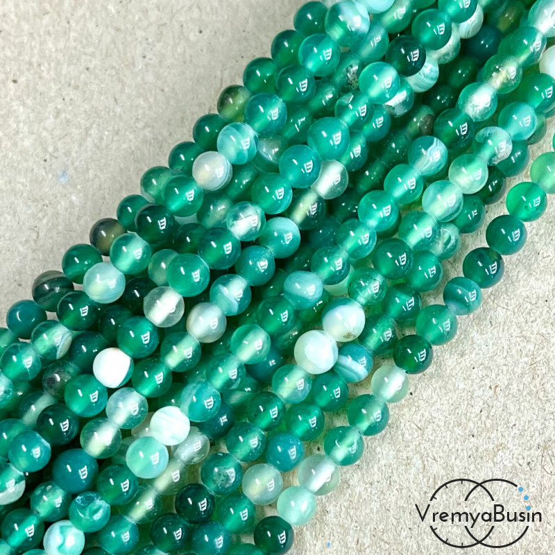 Агат тонированный, гладкий шарик 4 мм, цв. изумрудный  (нить, ок. 90 шт.)