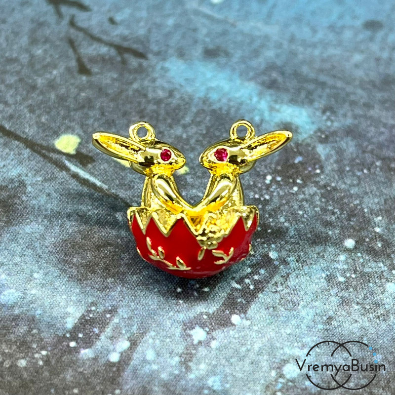 Подвеска с эмалью «Зайчики», 20х15х12 мм,  латунь с позолотой (1 шт.)