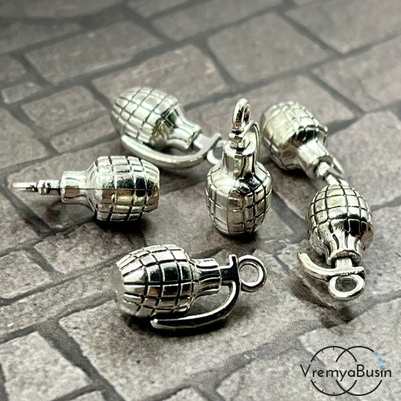 Граната. Подвеска металлическая, объемная, 18х10 мм, цв. серебро (1 шт.)