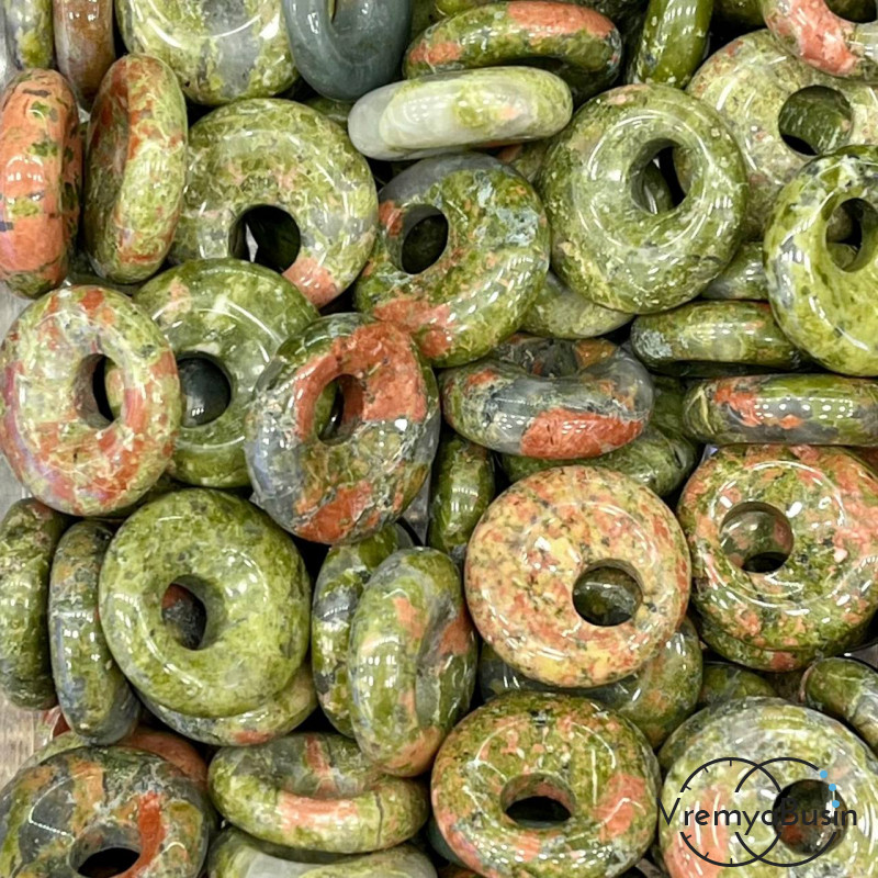 Унакит. Кулон из камня пончик, бублик 18 мм (1 шт.)