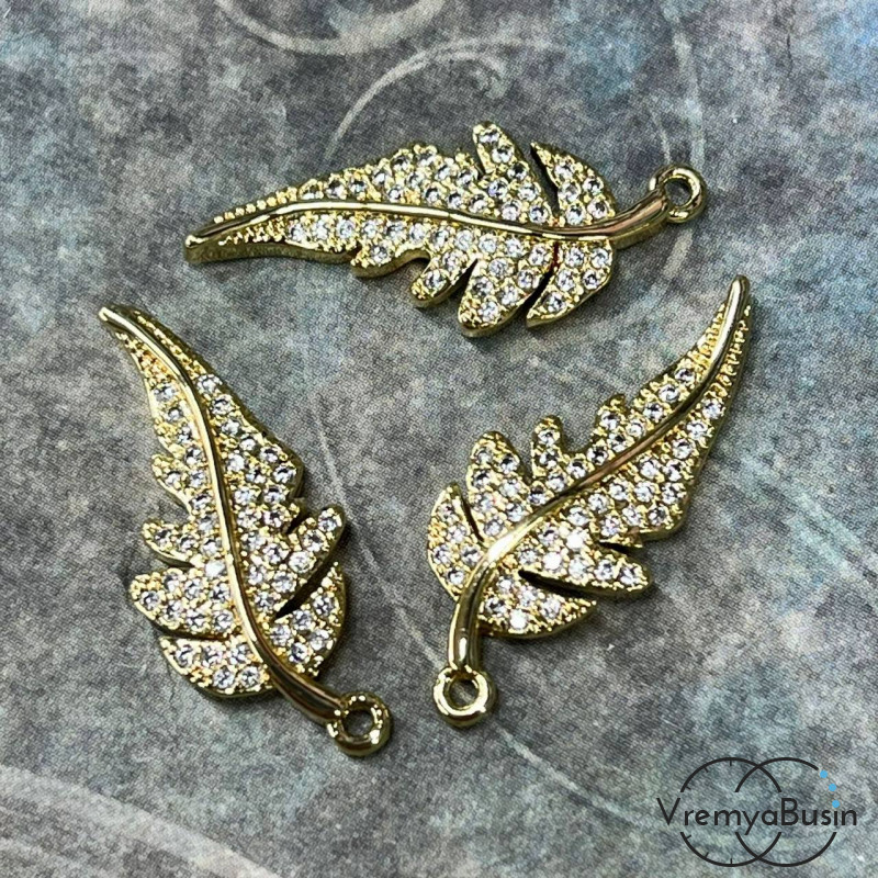 Подвеска "Лист", 10х25 мм, из латуни с позолотой и фианитами  (1 шт.)