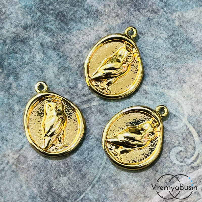 Подвеска из латуни "Монетка Сова", 12х15 мм,  с позолотой (1 шт.)