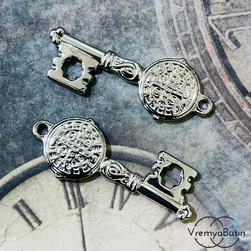 Подвеска "Ключ", 14х35 мм, из латуни с родиевым покрытием (1 шт.)