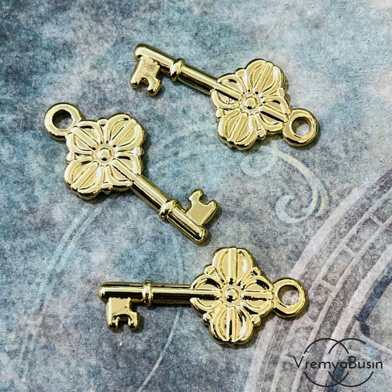 Подвеска "Ключ", 12х26 мм, из латуни с позолотой (1 шт.)