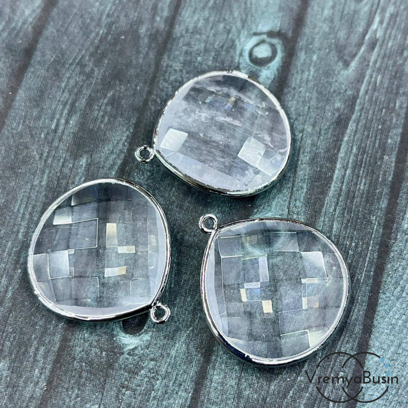 Горный хрусталь, подвеска граненая 25х28 мм в оправе цв. серебро (1 шт.)