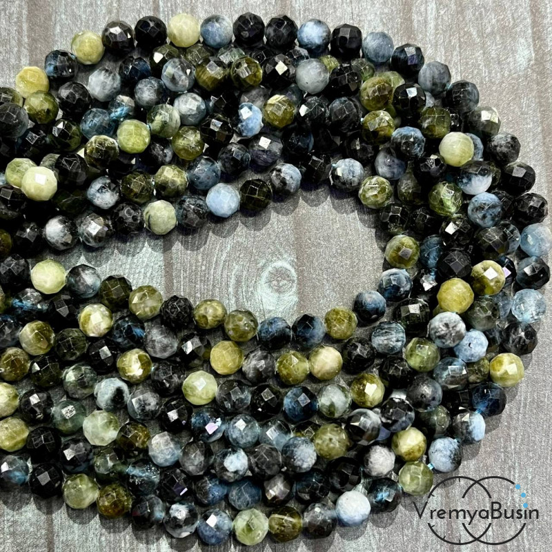 Синий турмалин. Бусины шарики 6 мм с ювелирной огранкой (1/2 нити, ок. 32 шт.)