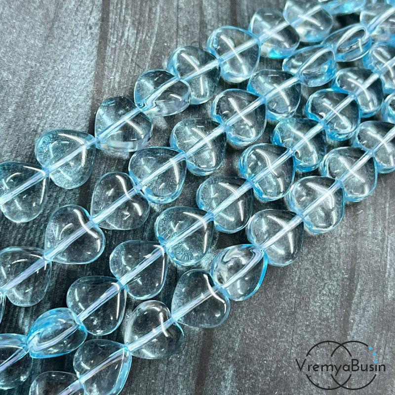 Сердце, бусина из стекла, 10х5 мм, цв. голубой (1/2 нити, ок. 20 шт.)