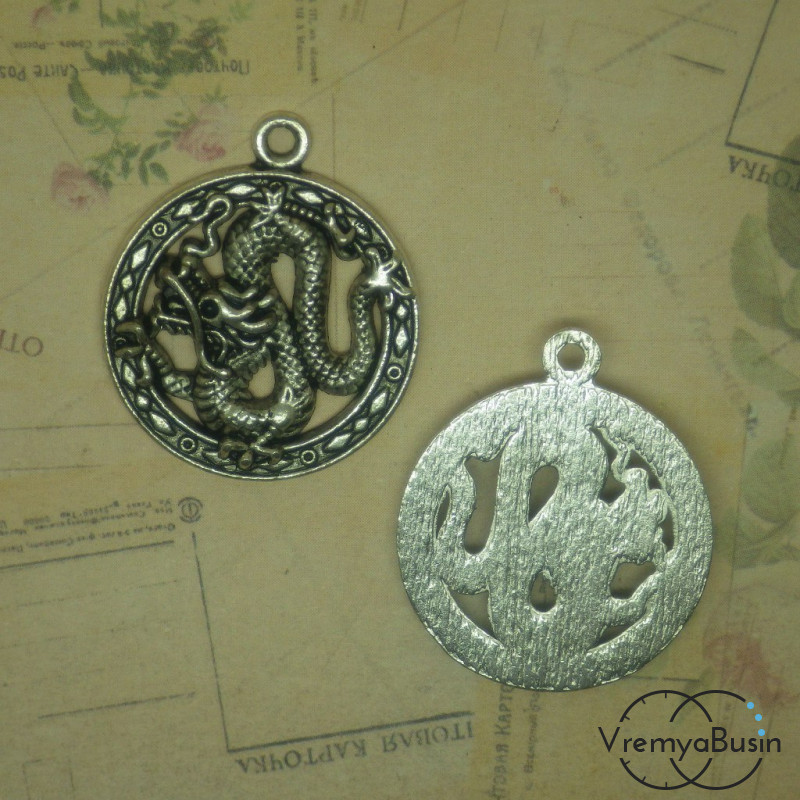 Дракон. Подвеска под серебро.