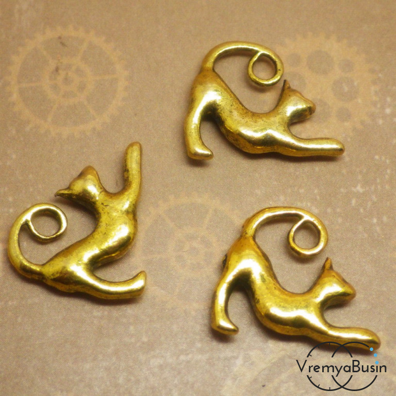 Кошка. Подвеска под золото.