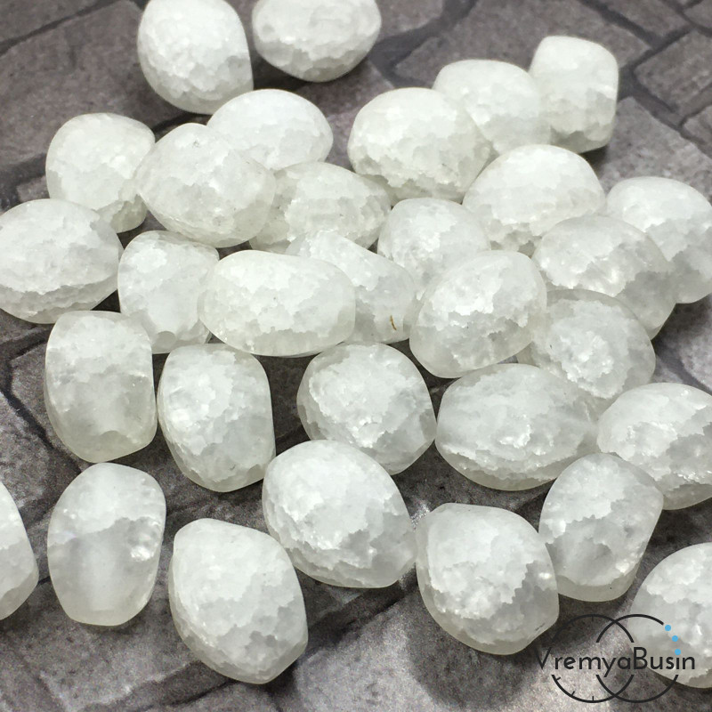 Ледяной кварц матовый, овал с гранями 8х12 мм (1 шт.)