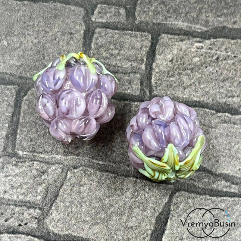 Бусина ручной работы "Малинка", ок. 14 мм, лэмпворк из стекла (1 шт.)