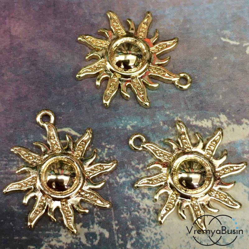 Подвеска из латуни с позолотой "Солнце" 15х15 мм  (1 шт.)
